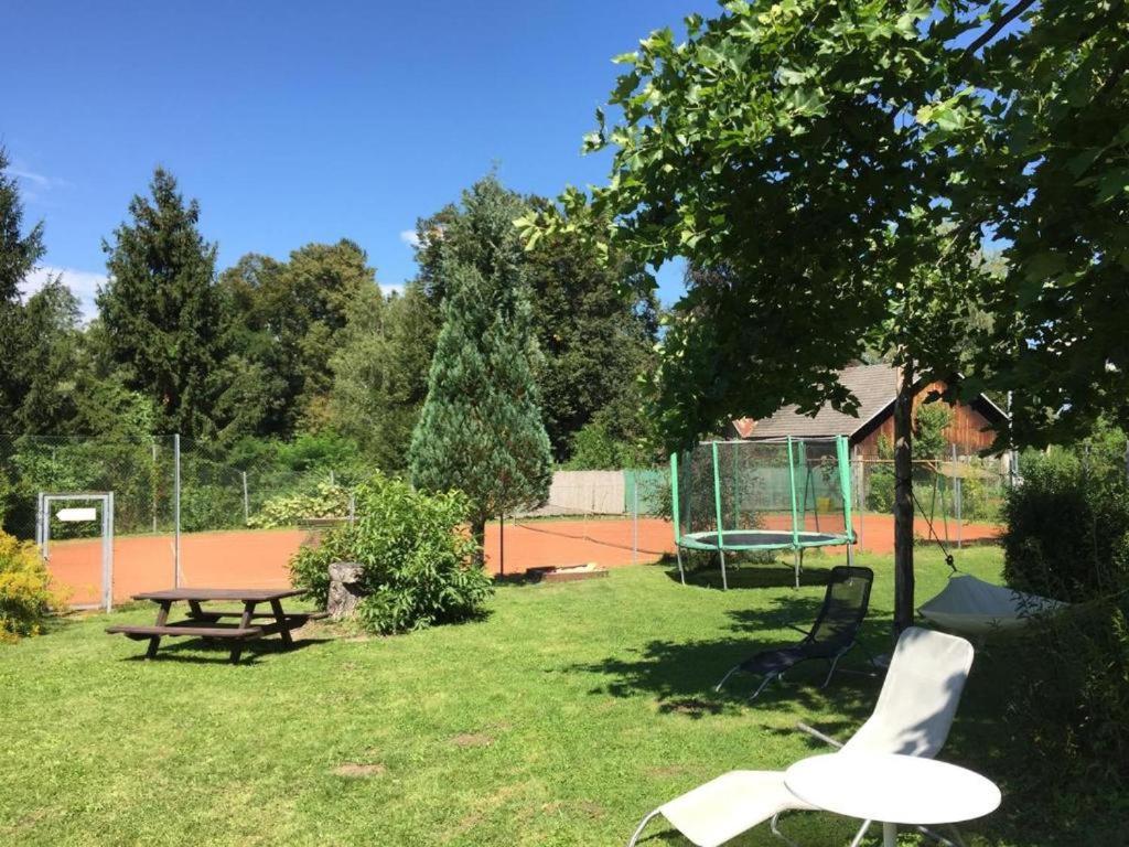 Apartamento Georgihof Im Park Unterburg am Klopeiner See Exterior foto